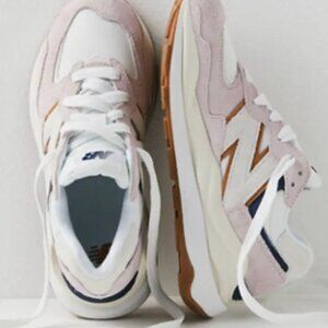 New Balance 57/40 Sneakers
